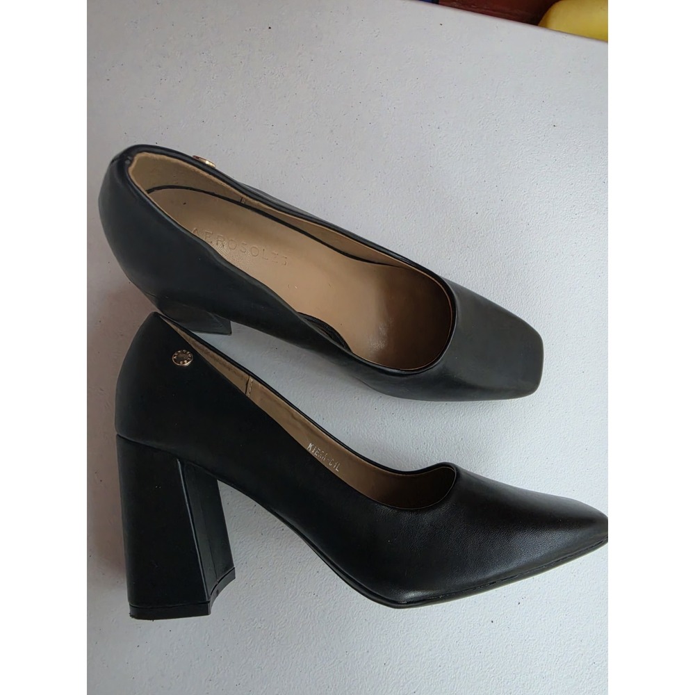 NWOT Aerosoles Kiera Black Pumps Heels Comfort Career Office Shoes Women's 8.5